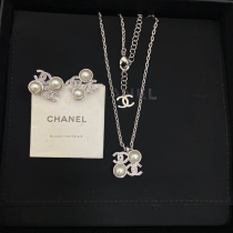CHN103 Women's New Fashion Pearl Double C Earnail Necklace Set Jewelry CHN103 Women's New Fashion Pearl Double C Earnail Necklace Set Jewelry