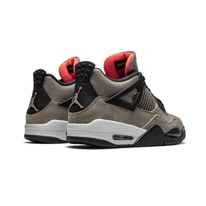 Air Jordan 4 Retro “Taupe Haze”