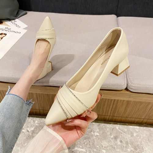 New pointed single shoe women's versatile thick heel rhinestone soft leather comfortable and not tiring shallow cut shoes