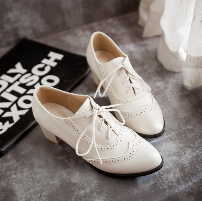 New Foreign Trade Medium Heel Large Size Single Shoes Retro Small Leather Shoes Academy Style English Style Small White Shoes Women's Shoes