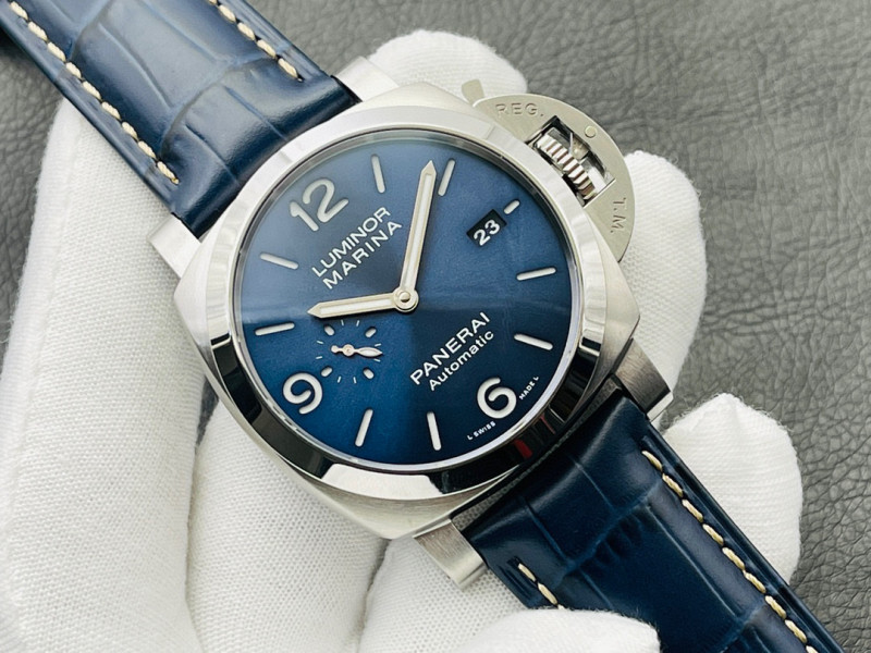 PAM1313 VSF 1:1 Best Edition Blue Dial on Blue Leather Strap P.9010 Clone