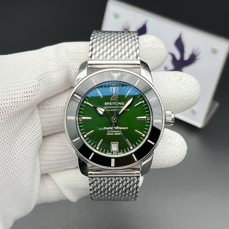 BSW0502B - Superocean Heritage II 42mm SS/SS Green BLS A2824