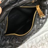 BOTTEGA VENETA Black Weave Handbag 3485A