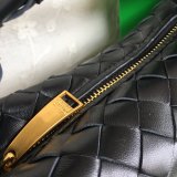 BOTTEGA VENETA Black Weave Handbag 3485A