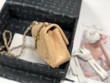 CHANEL MINI FLAP BAG A35200 17cm