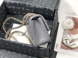 CHANEL MINI FLAP BAG A35200 17cm