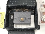 CHANEL MINI FLAP BAG A35200 17cm