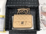 CHANEL MINI FLAP BAG A35200 17cm