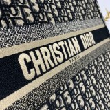 Dior Book Tote 36cm e 41cm73