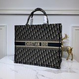 Dior Book Tote 36cm e 41cm73
