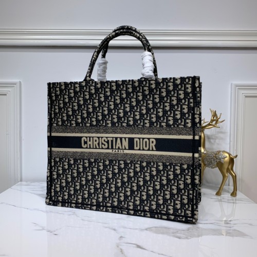 Dior Book Tote 36cm e 41cm73