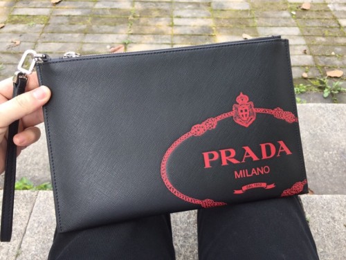Pochette Prada 001