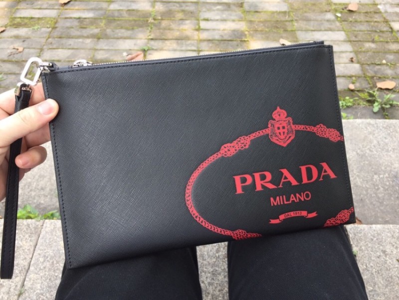 Pochette Prada 001