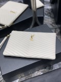 Pochette YSL 413444