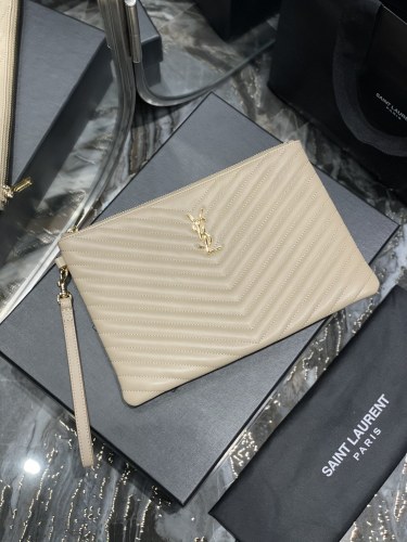 Pochette YSL 413444