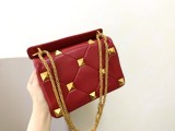 Garavani Roman Stud