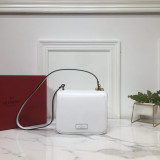 Borsa VLTN  VSLING 0005  p650  18 x 16 x 8,5 cm