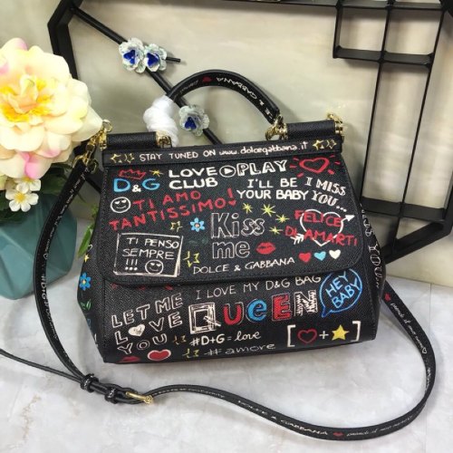 Dolce & Gabbana  33020419 size25X20X12cm