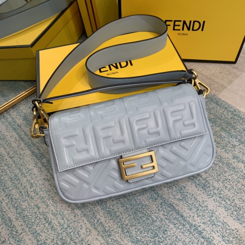 Fendi Baguette 8BS600 26x15x6cm 6
