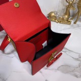 Borsa VLTN  VSLING 0005  p650  18 x 16 x 8,5 cm