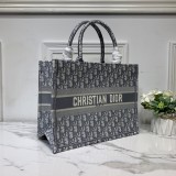 Dior Book Tote 36cm e 41cm43
