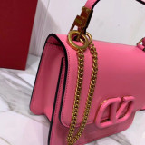 Borsa VLTN  VSLING 0005  p650  18 x 16 x 8,5 cm