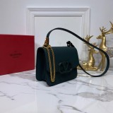 Borsa VLTN  VSLING 0005  p650  18 x 16 x 8,5 cm