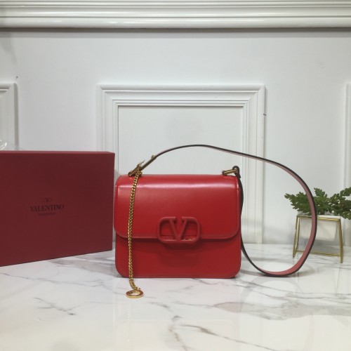 Borsa VLTN p750  Garavani VSLING V0007 22 x 18 x 13 cm