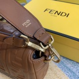 Fendi Baguette 8BS600 26x15x6cm 4