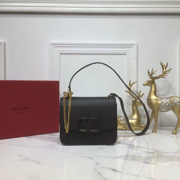 Borsa VLTN  VSLING 0005  p650  18 x 16 x 8,5 cm