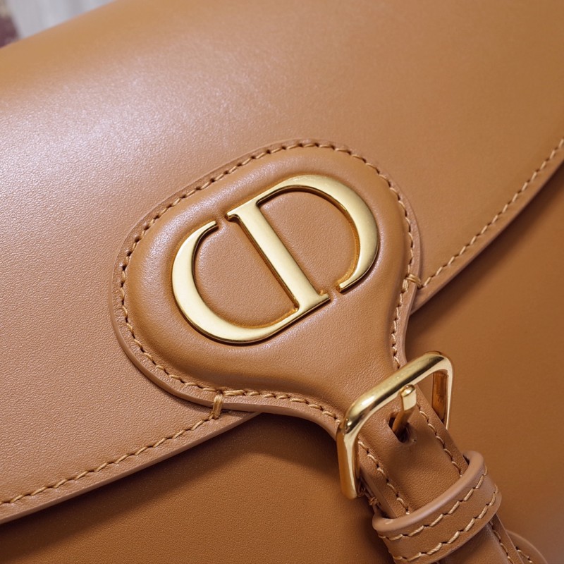 DIOR Bobby p800  22x17x6CM