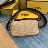Borsa Fendi modello 8BR600