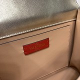 Borsa VLTN p750  Garavani VSLING V0007 22 x 18 x 13 cm