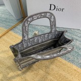 Dior Book Tote 23x17x7cm006