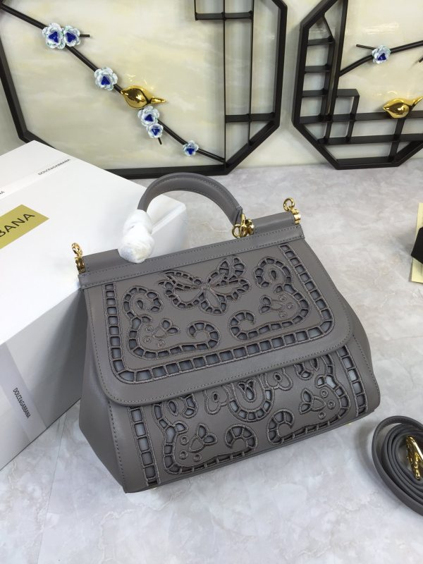 Dolce & Gabbana  33020419 size25X20X12cm