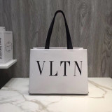 Borsa VLTN V2052 p780  34x26x14 cm