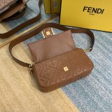 Fendi Baguette 8BS600 26x15x6cm 4