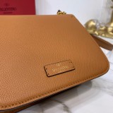 Borsa VLTN  VSLING 0005  p650  18 x 16 x 8,5 cm
