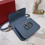 Borsa VLTN  VSLING 0005  p650  18 x 16 x 8,5 cm