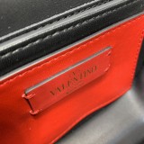Borsa VLTN p700  MAXI V0032 18 x7,5 x12,5cm