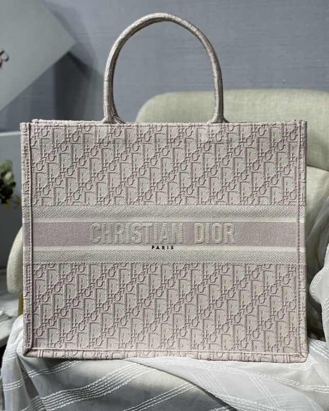 Dior Book Tote 36cm e 41cm3