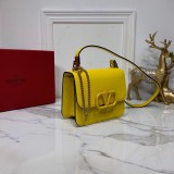Borsa VLTN  VSLING 0005  p650  18 x 16 x 8,5 cm