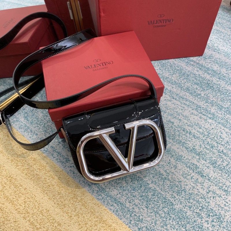 Borsa VLTN p700  MAXI V0032 18 x7,5 x12,5cm