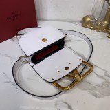 Borsa VLTN p700  MAXI V0032 18 x7,5 x12,5cm