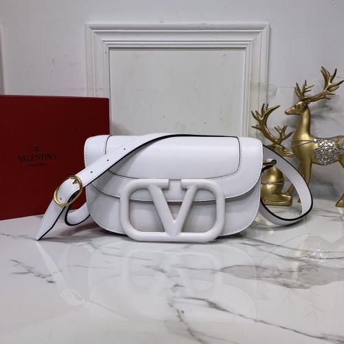 Borsa VLTN MAXI V0030 p780 26,5x9x15cm
