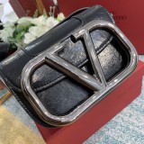 Borsa VLTN p700  MAXI V0032 18 x7,5 x12,5cm