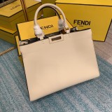 Borsa Fendi modello 674