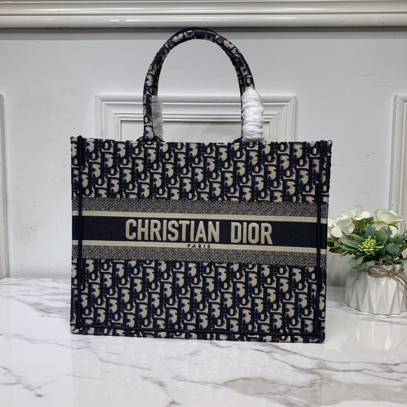 Dior Book Tote 36cm e 41cm42