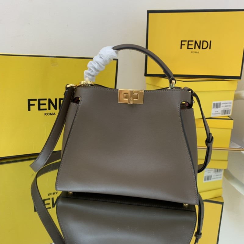 Borsa Fendi modello 302