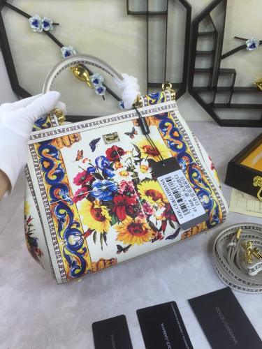 Dolce & Gabbana  33020419 size25X20X12cm